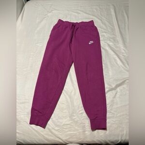 Nike Sweatpants in Fushia Small